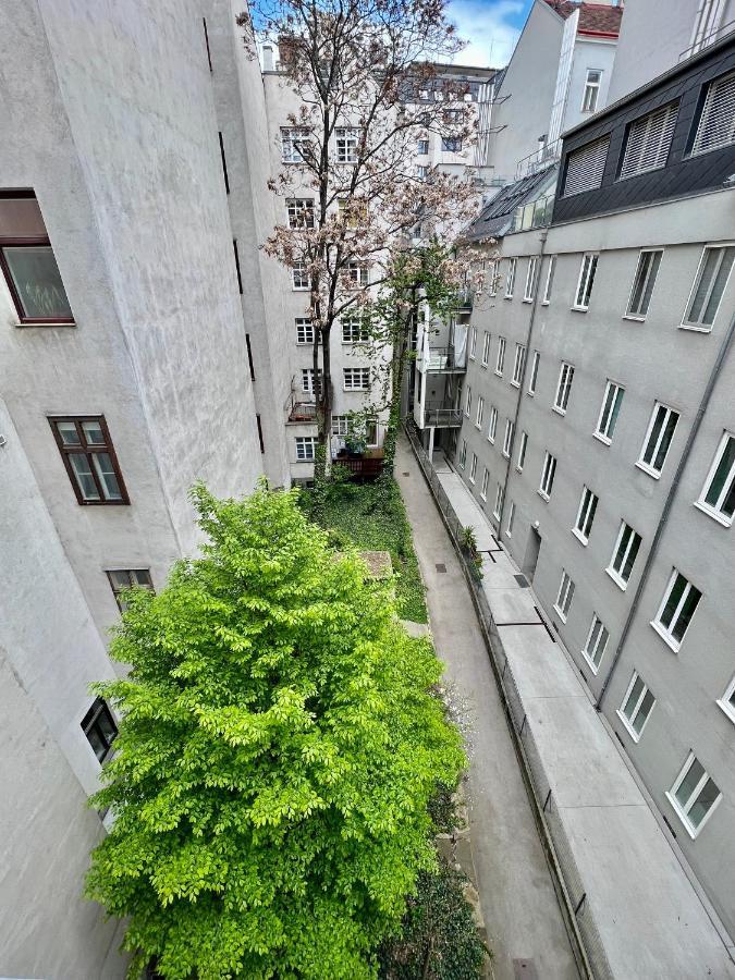 Schone In Zentrum Josefstadt * Vienne